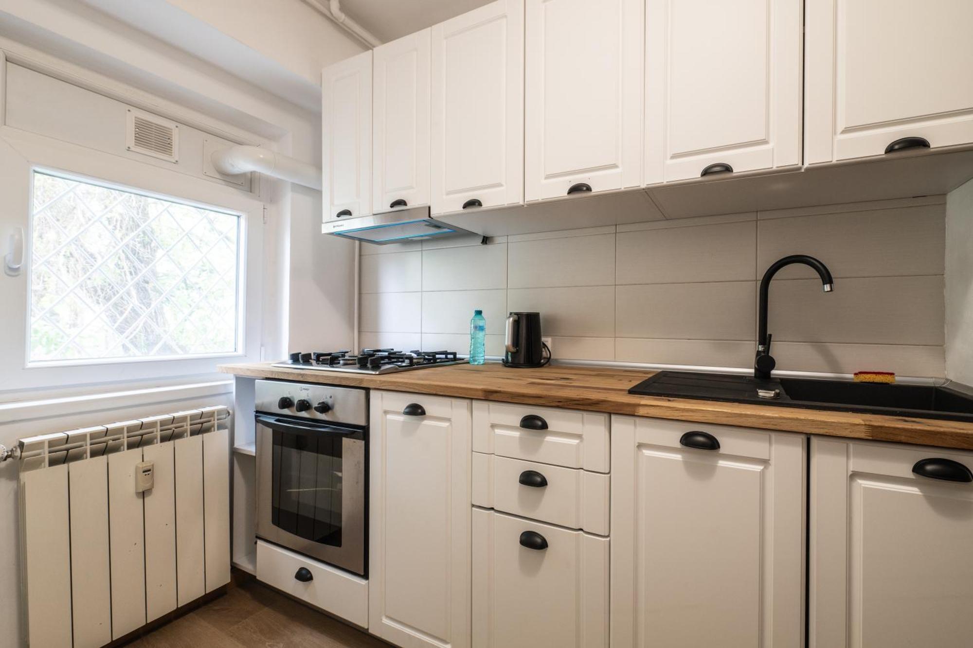 Apartament Modern & Cozy - Near Herastrau Park *